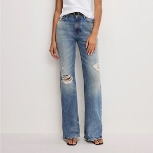 Good American Khloe Jeans